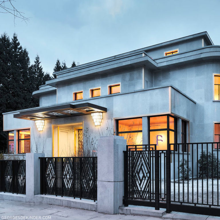 1st Home (Brussels) : https://visit.brussels/en/lists/top-20