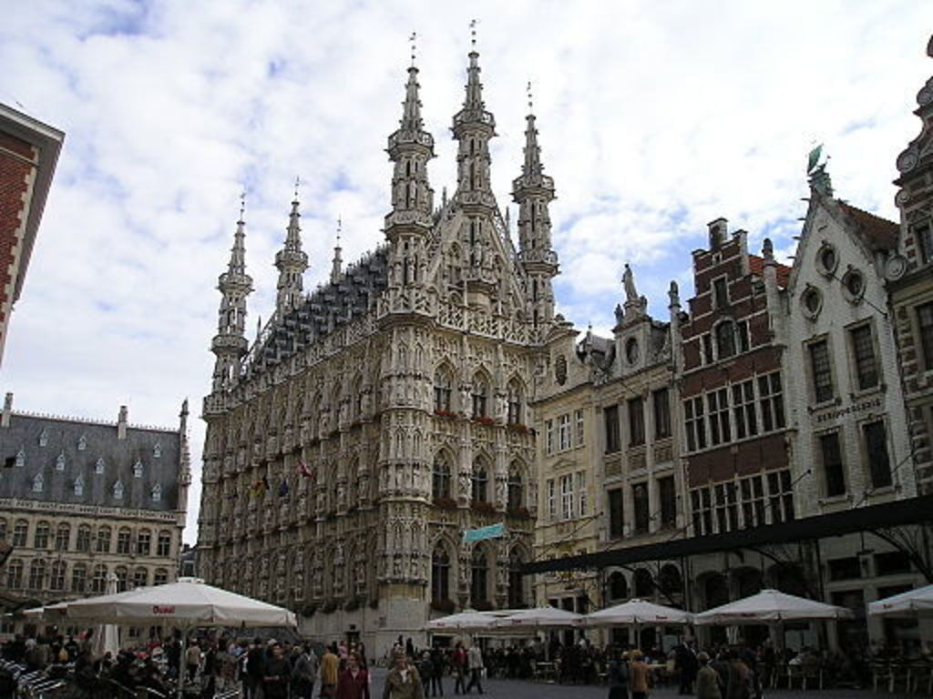Louvain (Leuven) :  20km                  (CC) Creative Commons