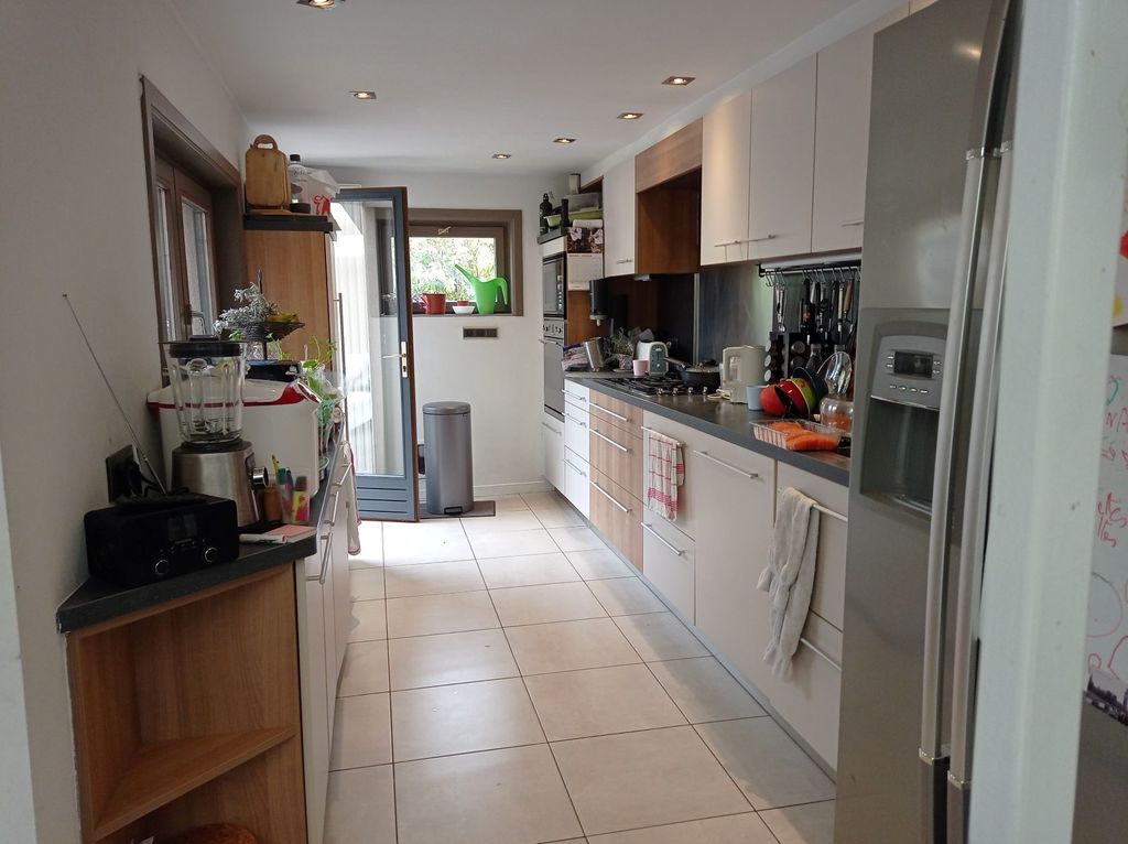 kitchen / cuisine équipée