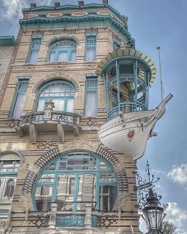 Art Nouveau Building