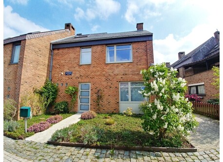 Maison dans un chouette quartier piétonnier