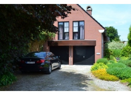 frontside streetside