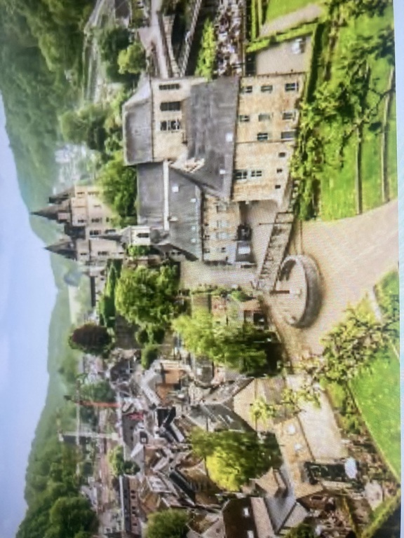 Durbuy, the world’s smallest city (30kms). Caves, big maze, topiaries, canoes