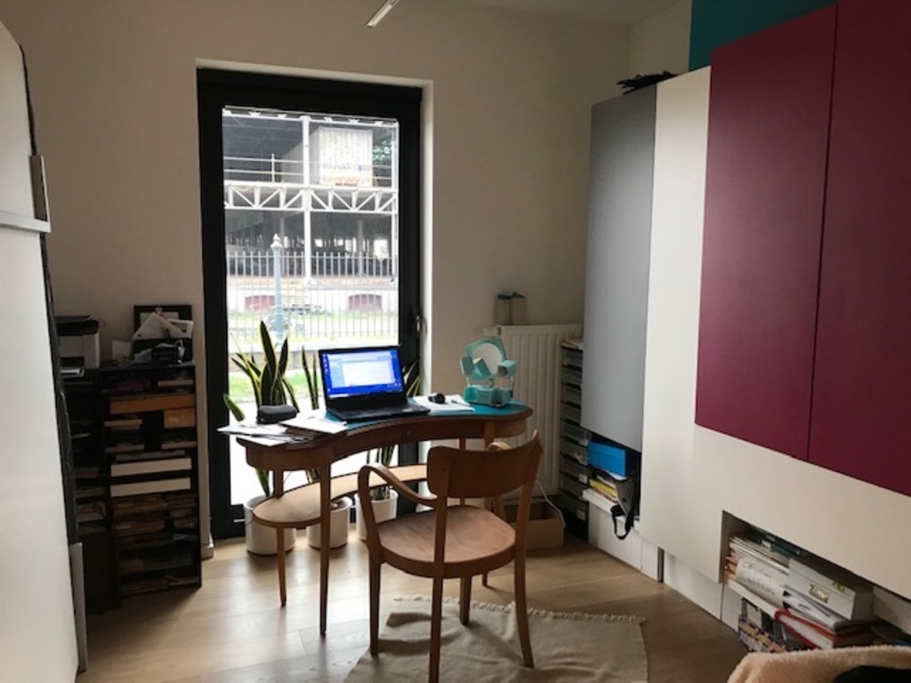 second (smaller)double bedroom