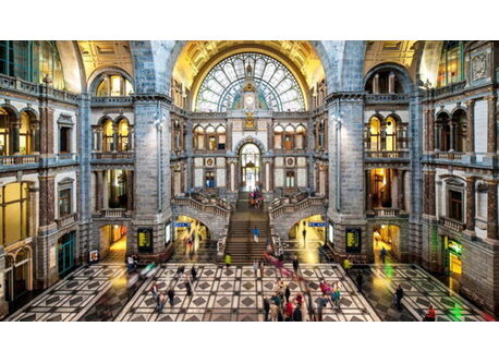 Central Station Antwerp (30 min)