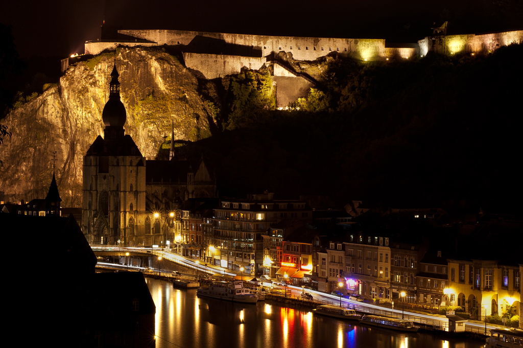 Dinant, citadel, 1h 30 min.