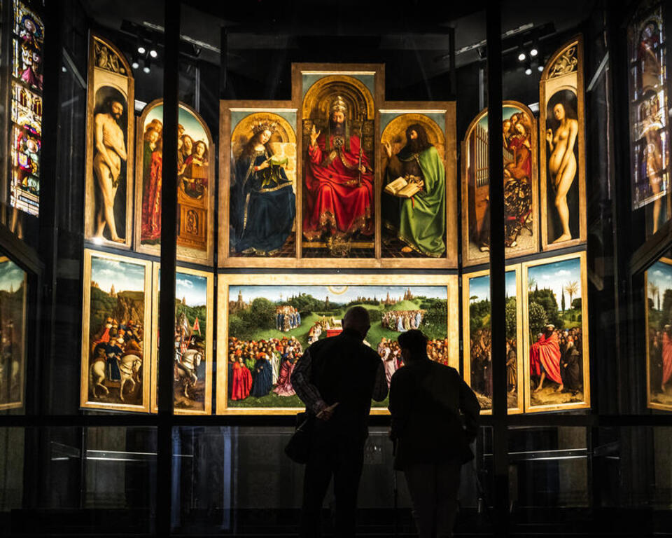 The Mystic Lamb (Ghent, St.Baafs): if you could visit only one thing in Belgium, it is this painting