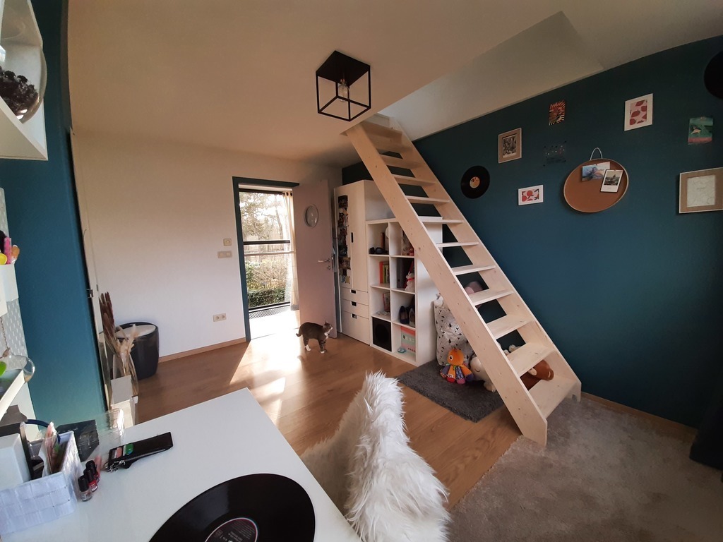 Vicky's bedroom - 1st floor