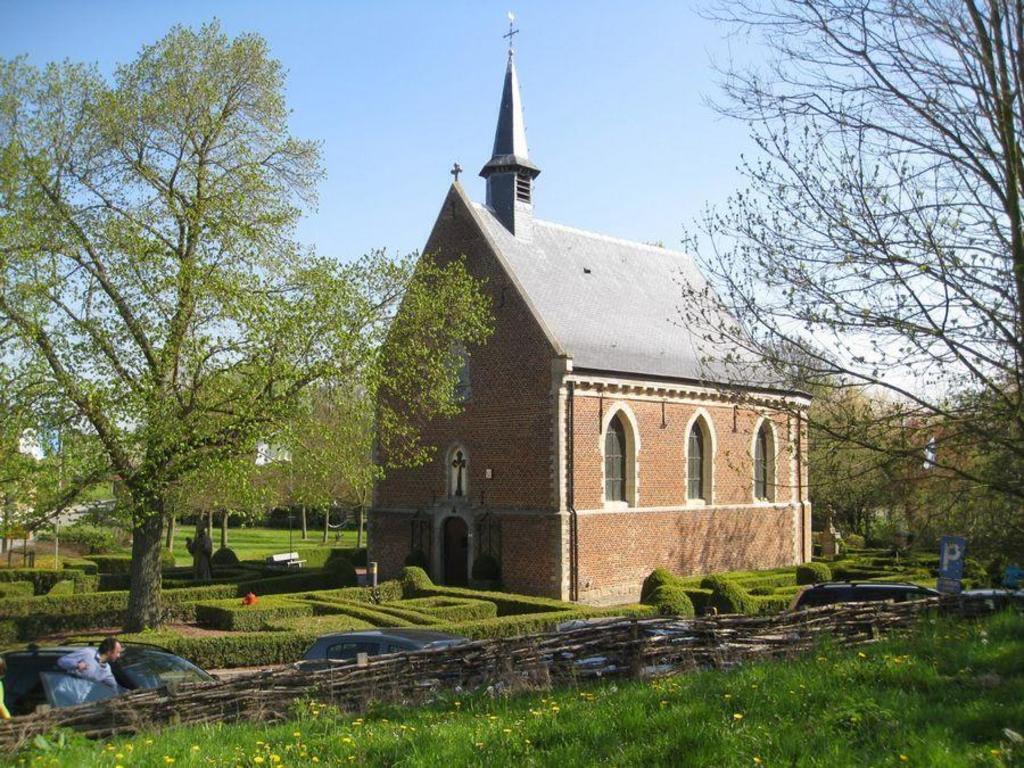 Helshoven chapel where we got married!