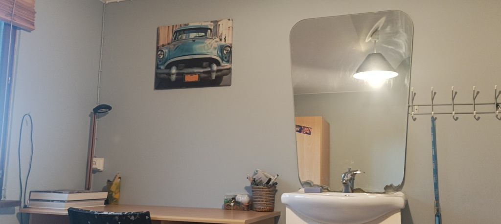Lionel's bedroom