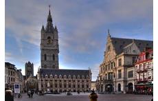 Sint-Baafsplein: the theatre NTGent and the Belfry - Ghent