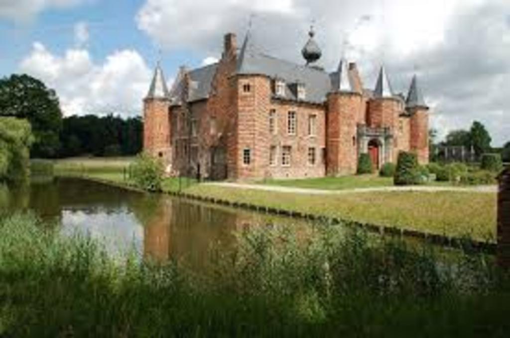 Only 1 km away, nice to take a walk