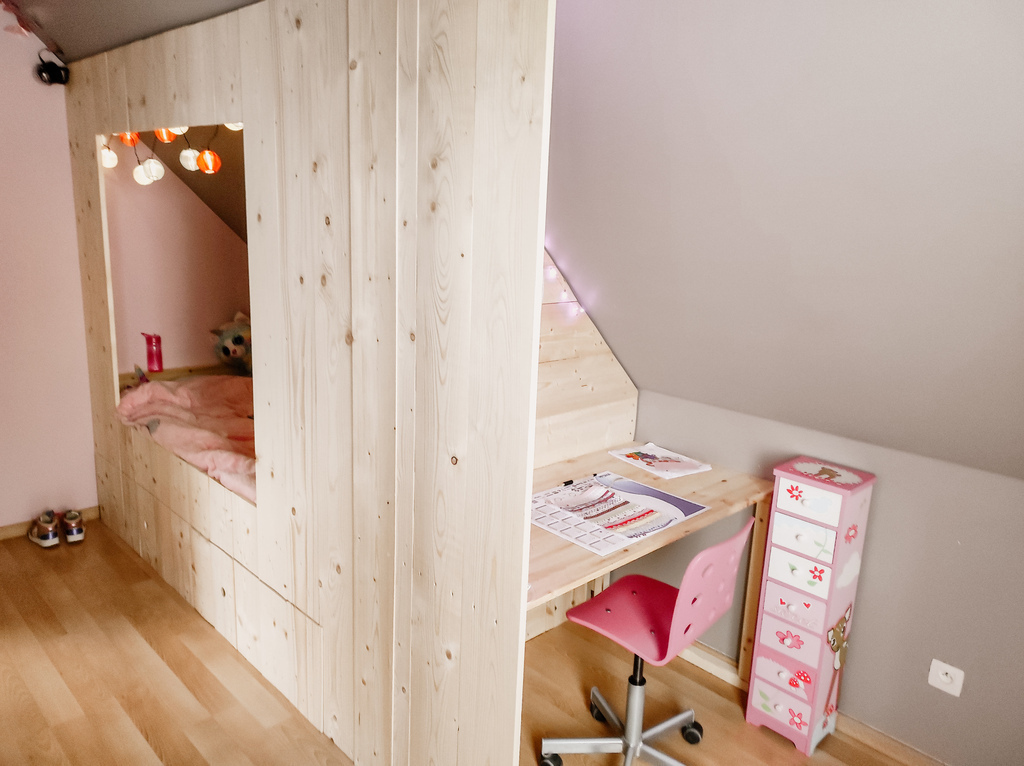 New children room with tv (made in oct 2023)