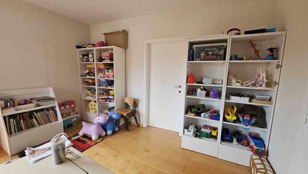 Playroom children - view 2 