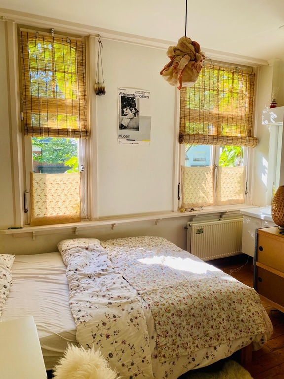 Sleeping room daughter