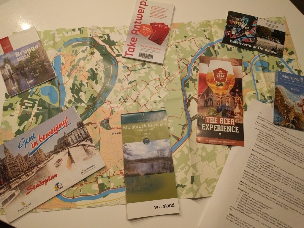 Walk and bike routes, city maps and other tourist info ready for you. We love to help you out with tourist info!