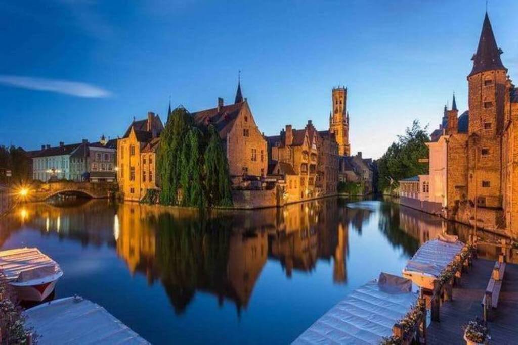 Bruges (14 km from our house)