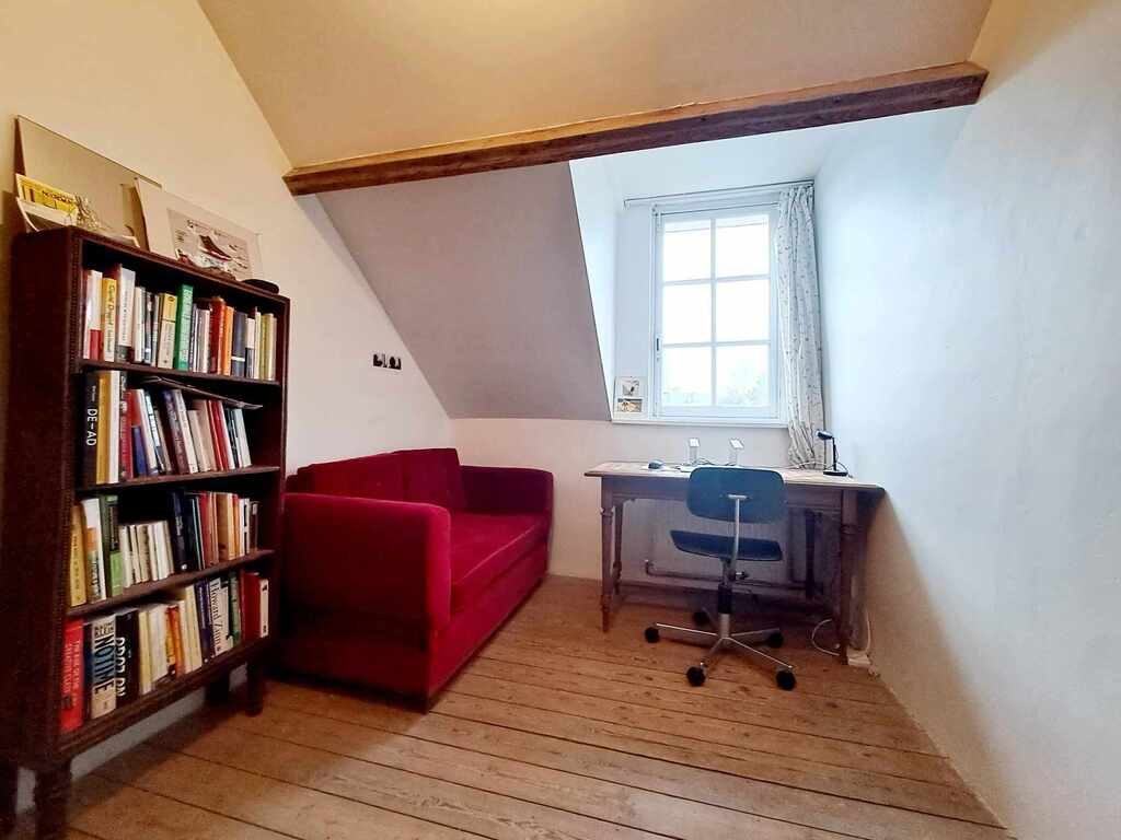 Third floor - office 