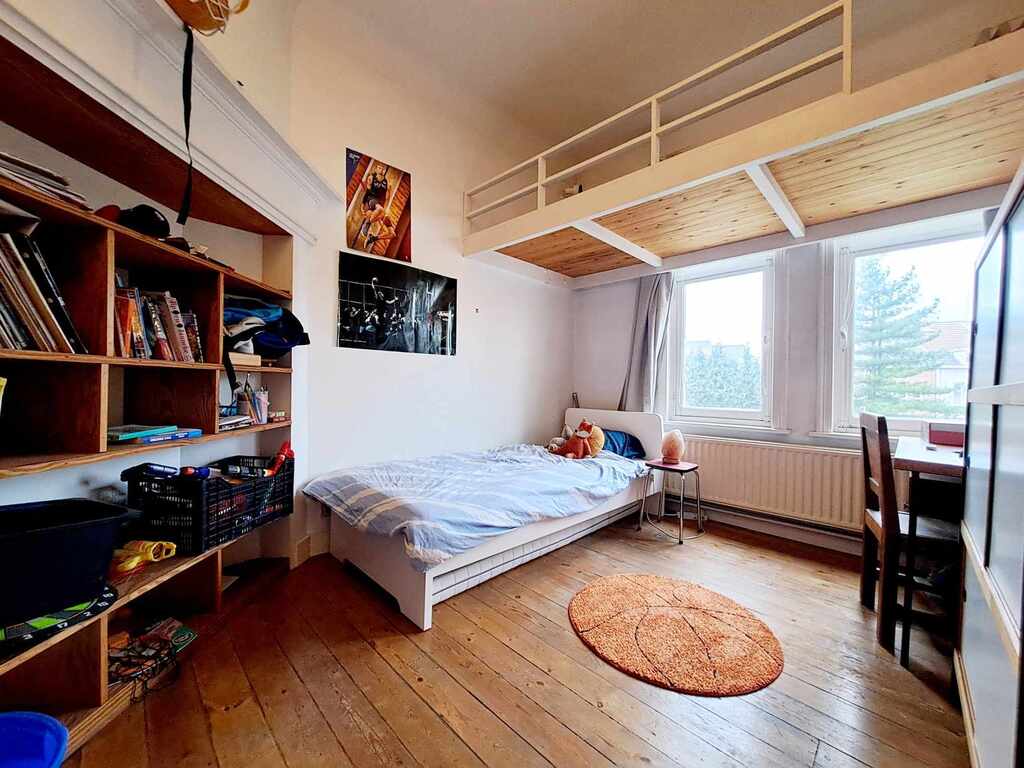 Second floor - single room with an extra bed in the 'mezzanine'