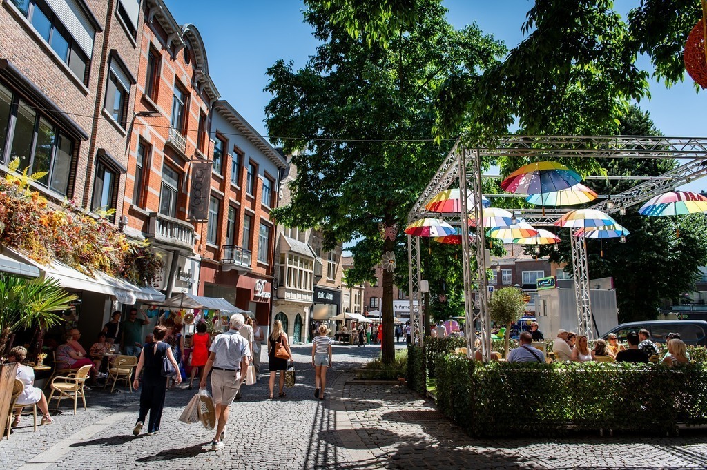 Cosy Sint-Martenplein, 50 meters from our doorstep