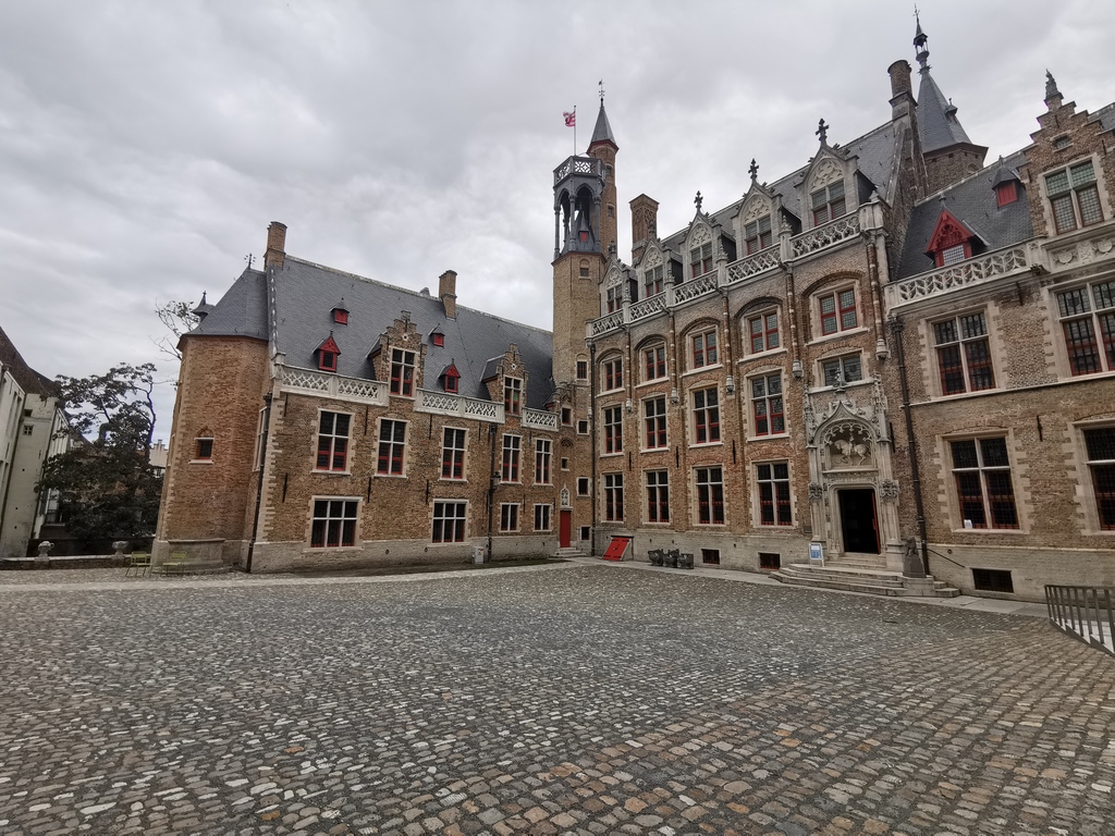 Stroll through the medieval streets and alleys of the inner city.