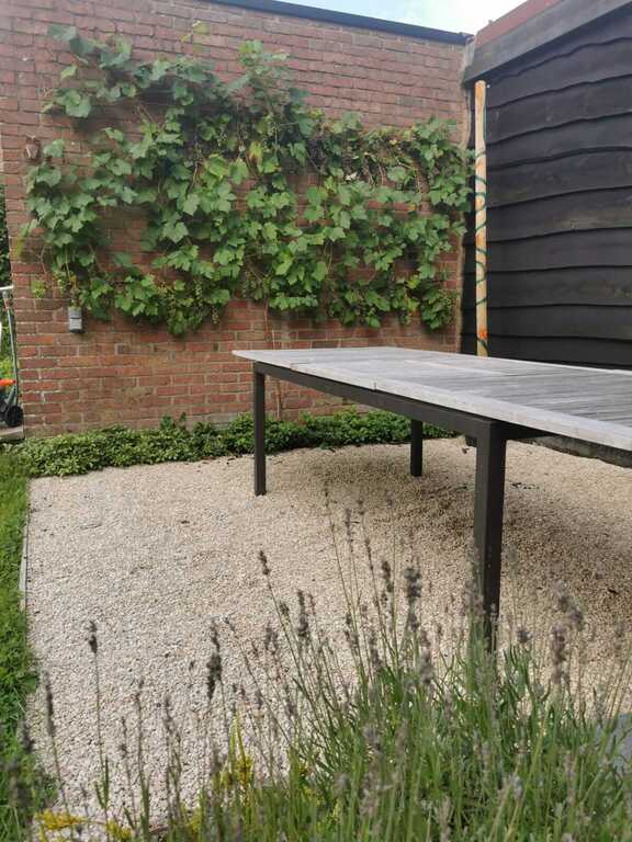 This is a second terrace. Here there is sun until dawn.