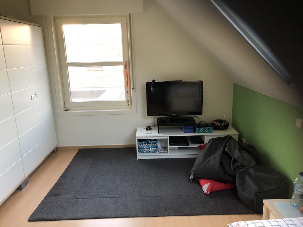 bedroom boy - with PS 