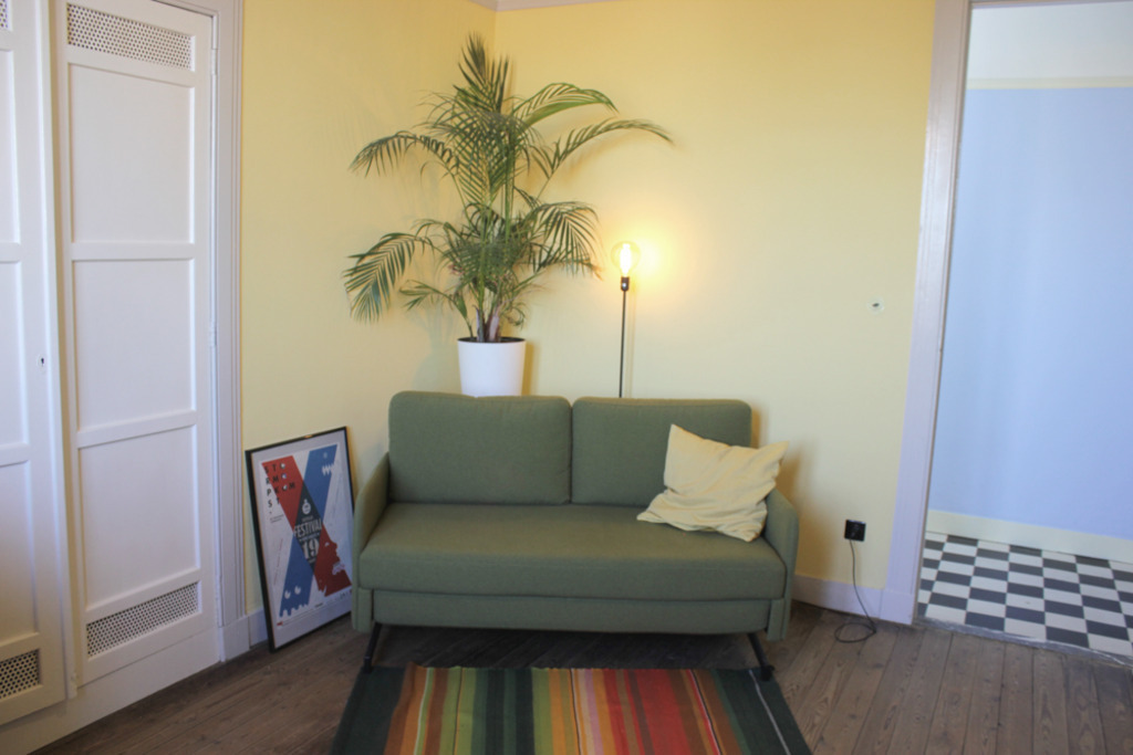 Second guest bedroom and office