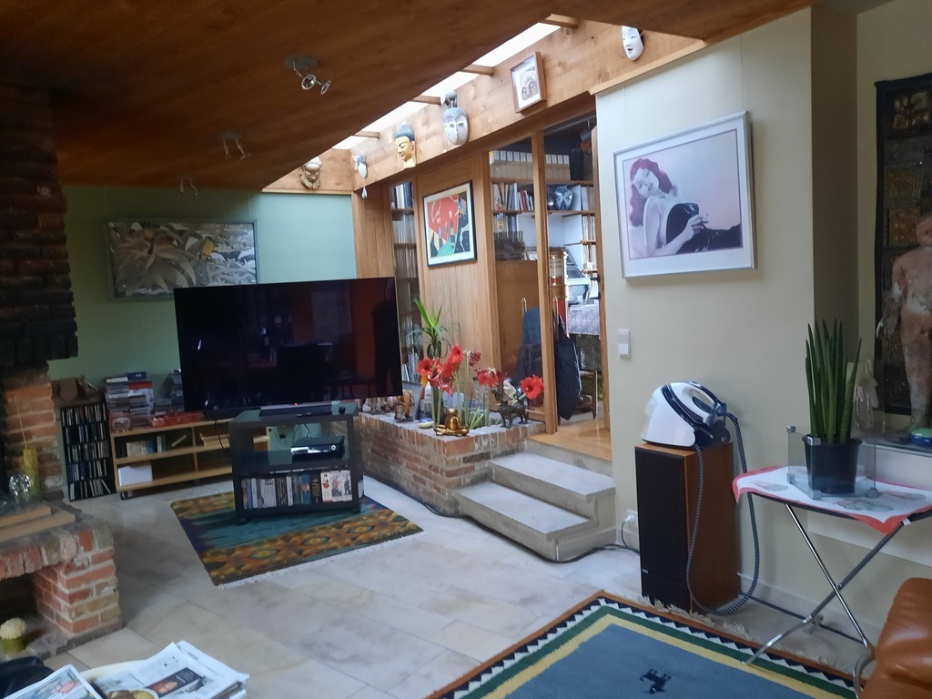 view living room tv area