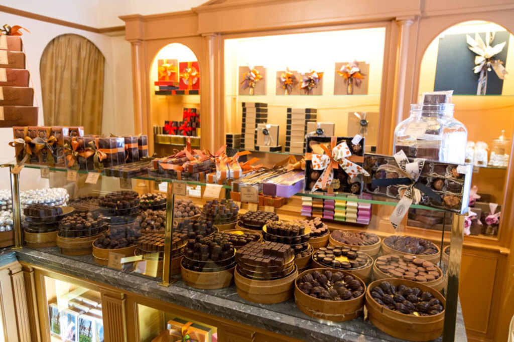 Don't forget to buy the necessities in Bruges! 