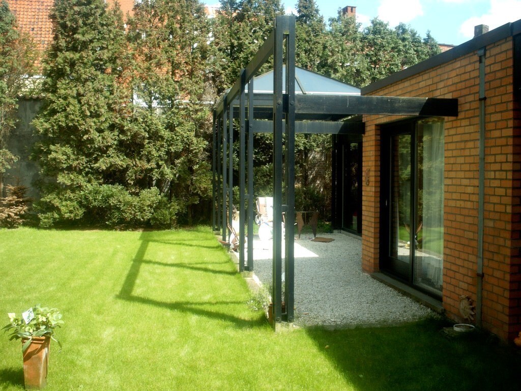 view garden - mertens home - brugge