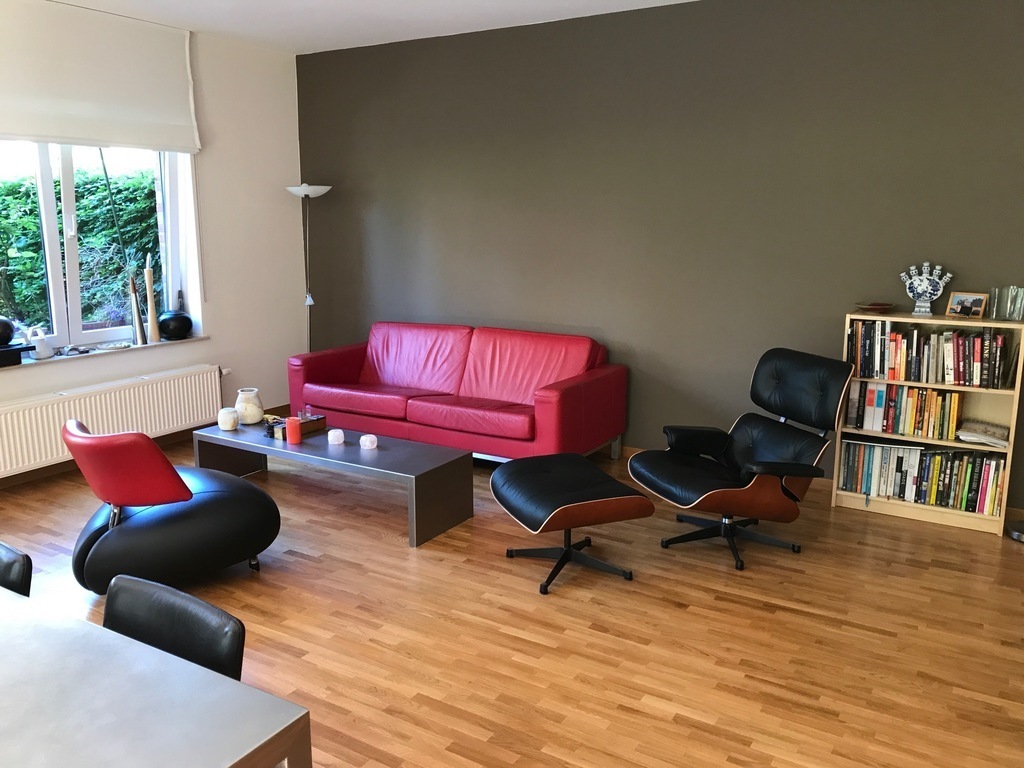 Living room, aircon in living room and in master bedroom