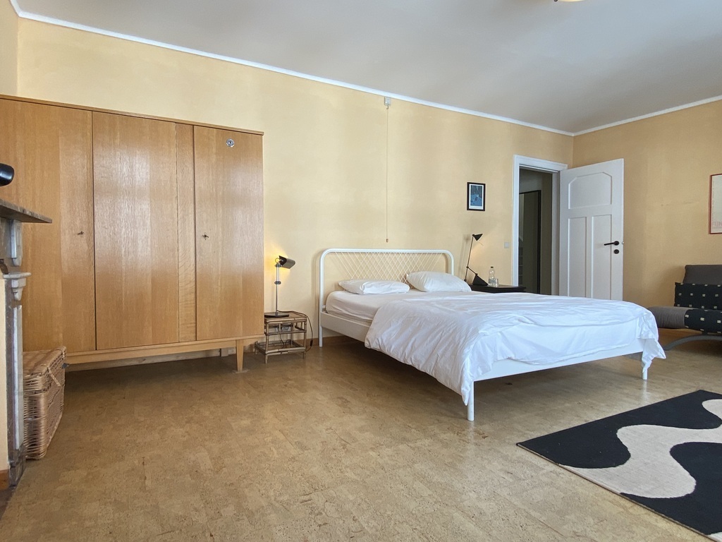 Bruges. Gastroom 1° floor