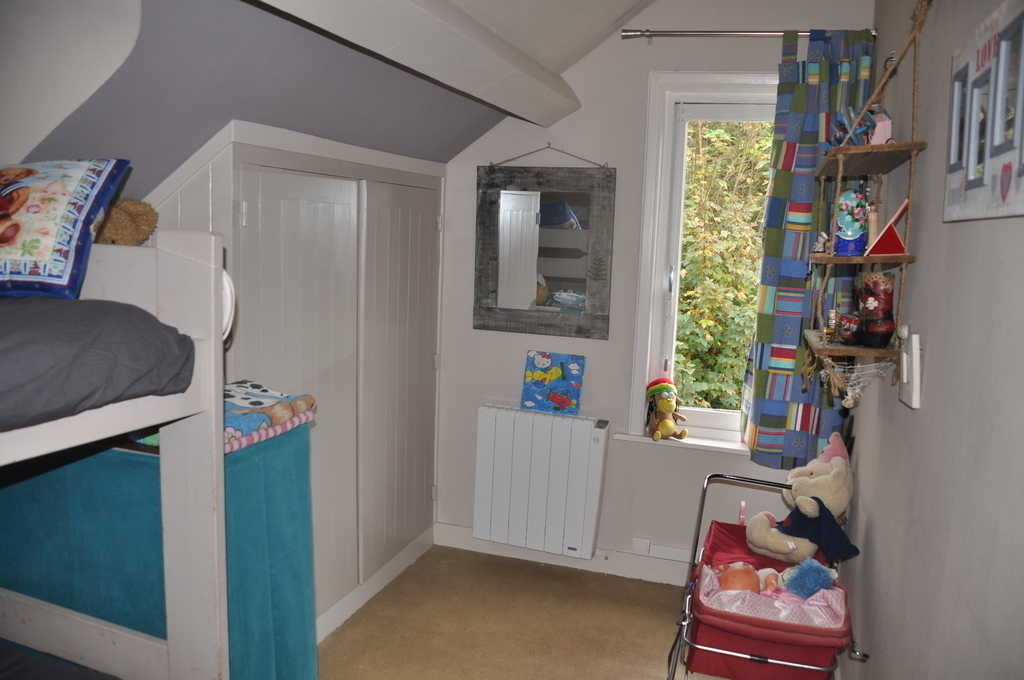 chambre lits superposés (étage) + 1 lit d'appoint