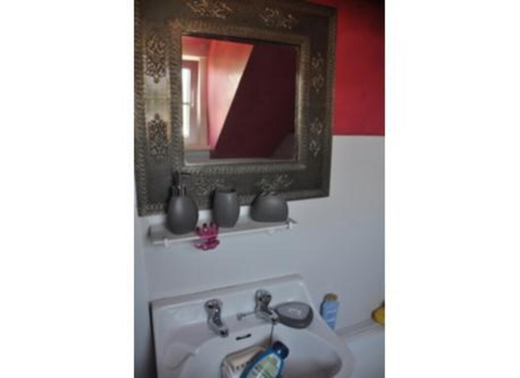 salle de bain (étage) - bain + WC