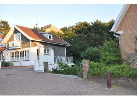 maison vue de la rue