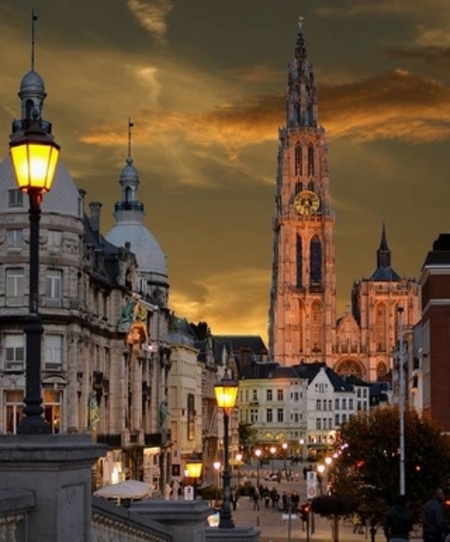 view of the cathedral of Antwerp