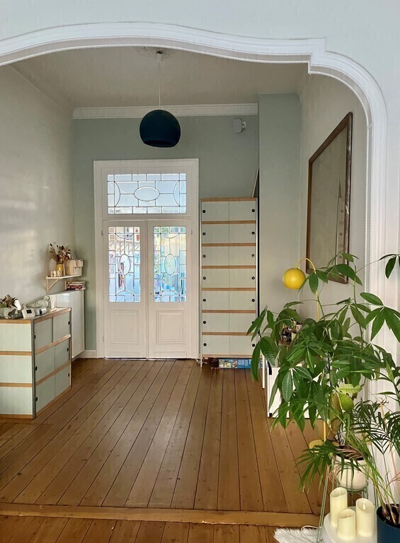 Cozy living room with authentic elements consisting of two parts.