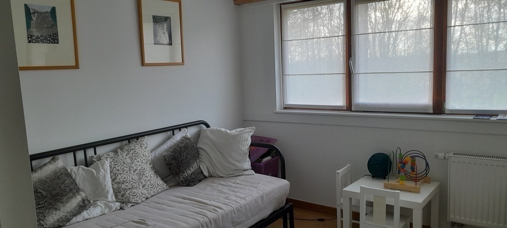 Room 2 with double bed