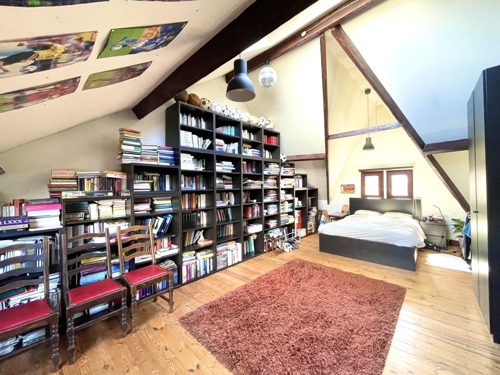 Oscar's room on 2nd floor (bed 140 x 200 cm) 