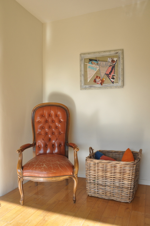 Sitting room with gas fireplace