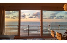 Flat with sea view