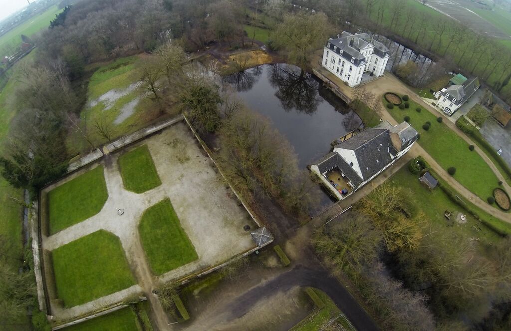 Kasteel van Wippelgem, 10min walk