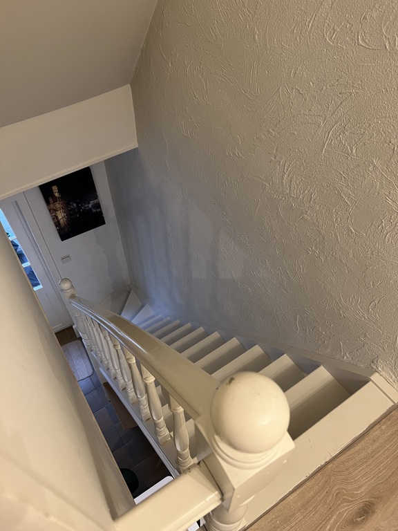 stairway to 1st floor