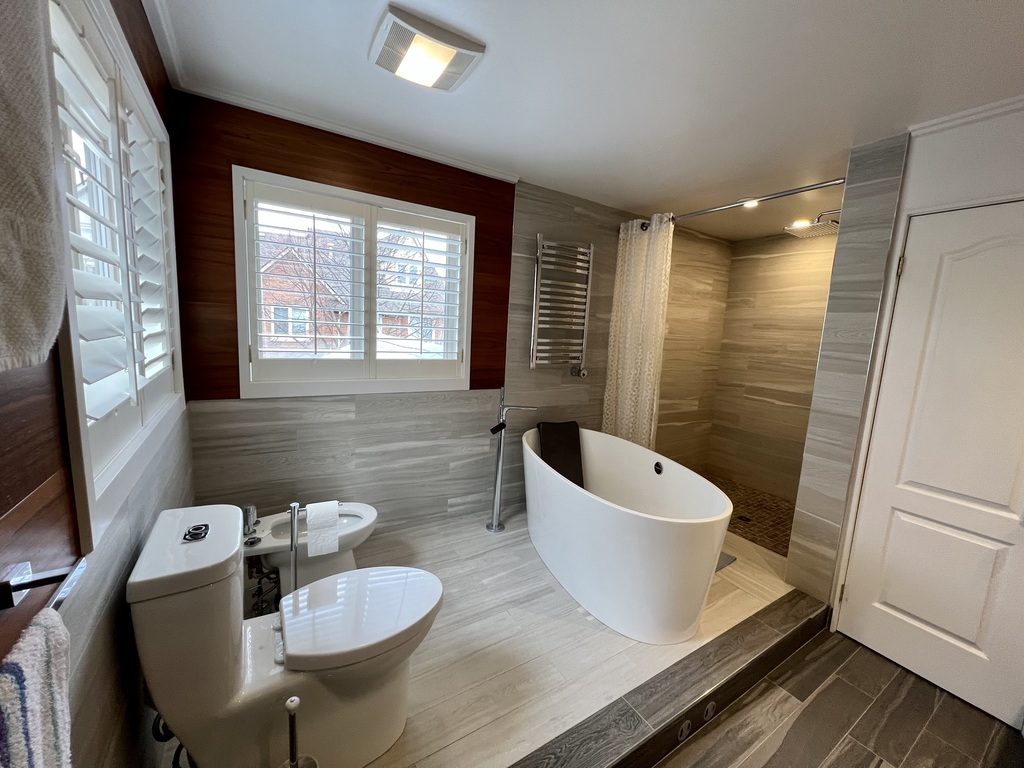 ensuite bathroom