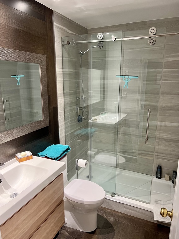 second bathroom upstairs