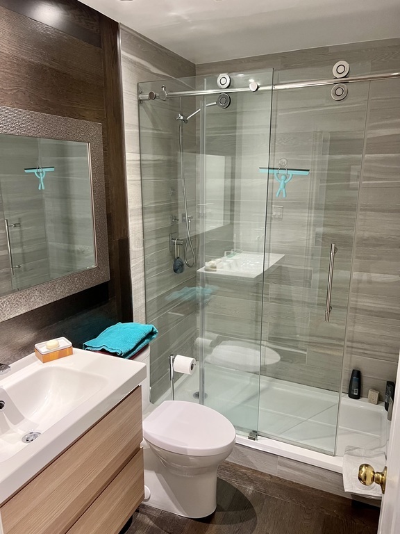 second bathroom upstairs