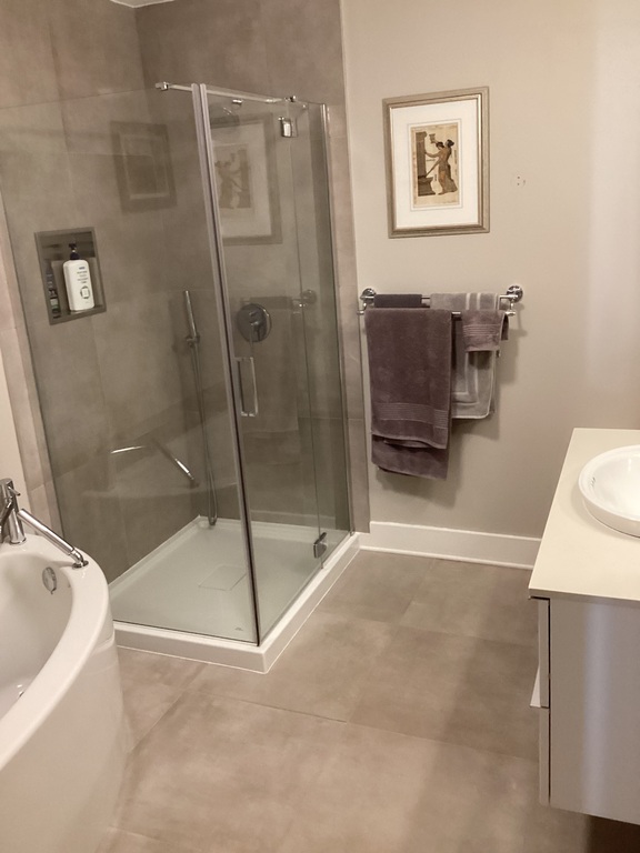 grande douche vitrée 