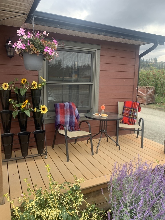 Coffee in Summerland…so cozy