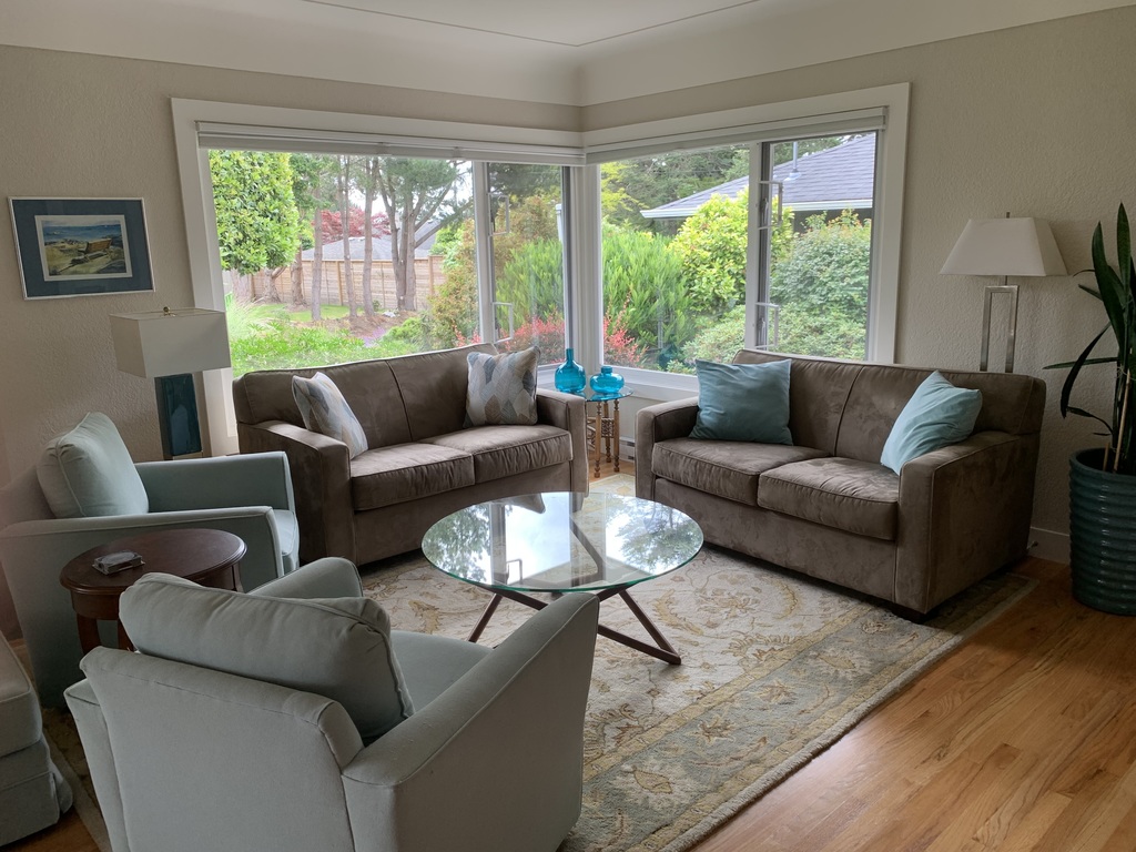 Sitting area-living room
